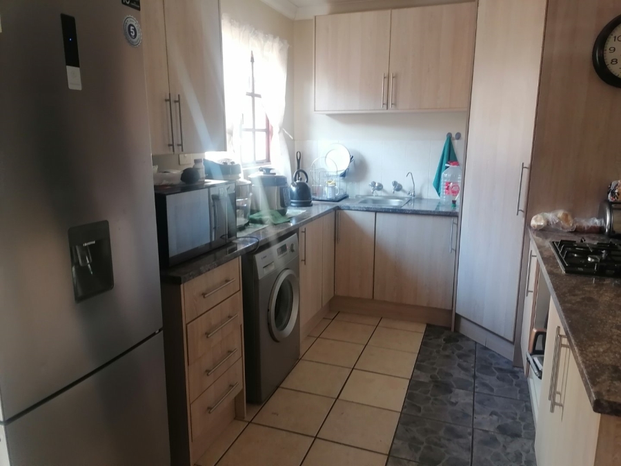 2 Bedroom Property for Sale in Uitsig Free State
